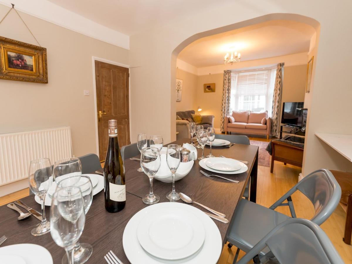 Pass The Keys 3 Storey Townhouse Shrewsbury Dış mekan fotoğraf