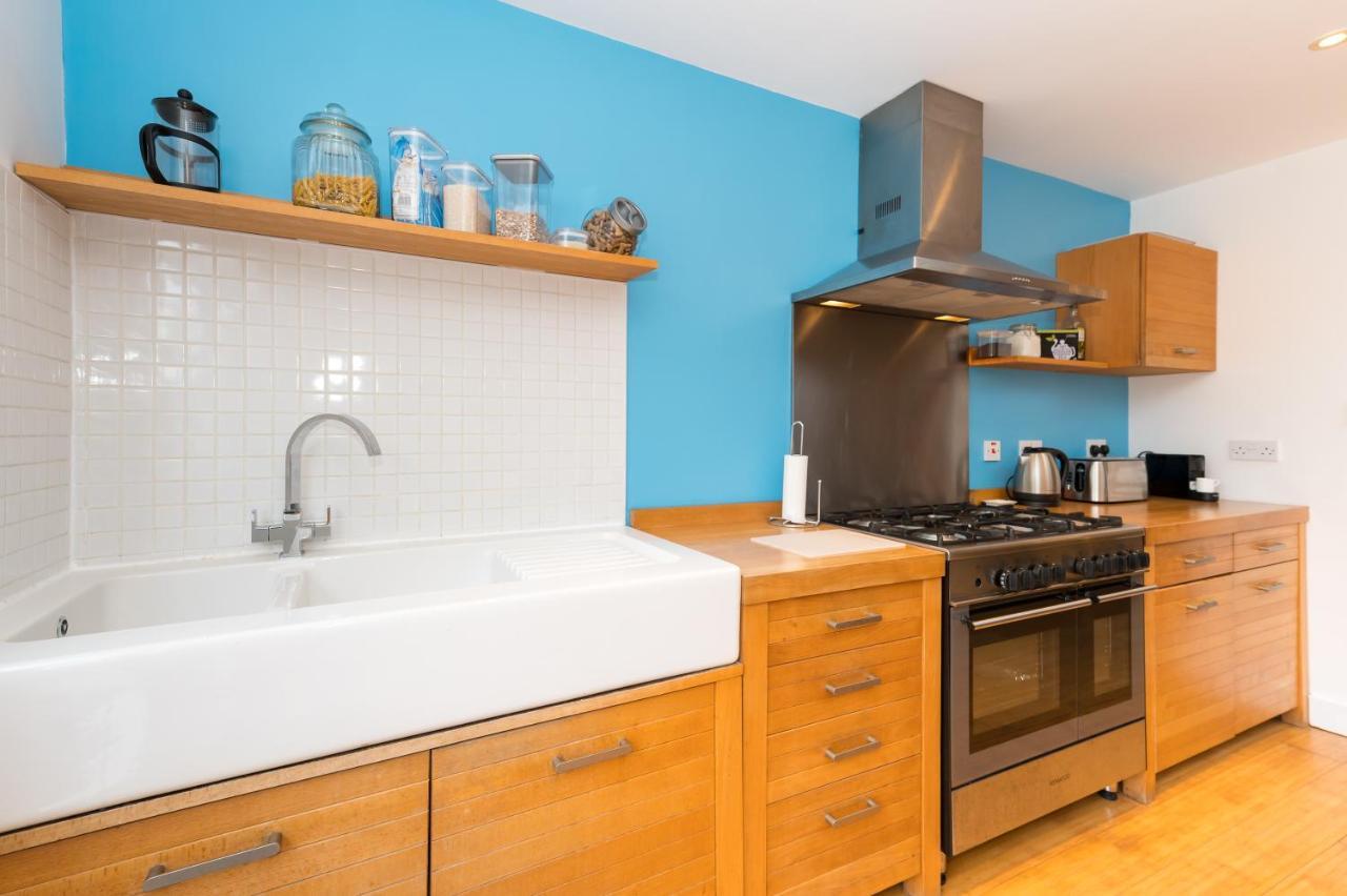 Pass The Keys 3 Storey Townhouse Shrewsbury Dış mekan fotoğraf